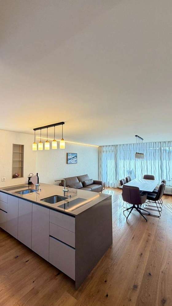 Hertistrasse 3