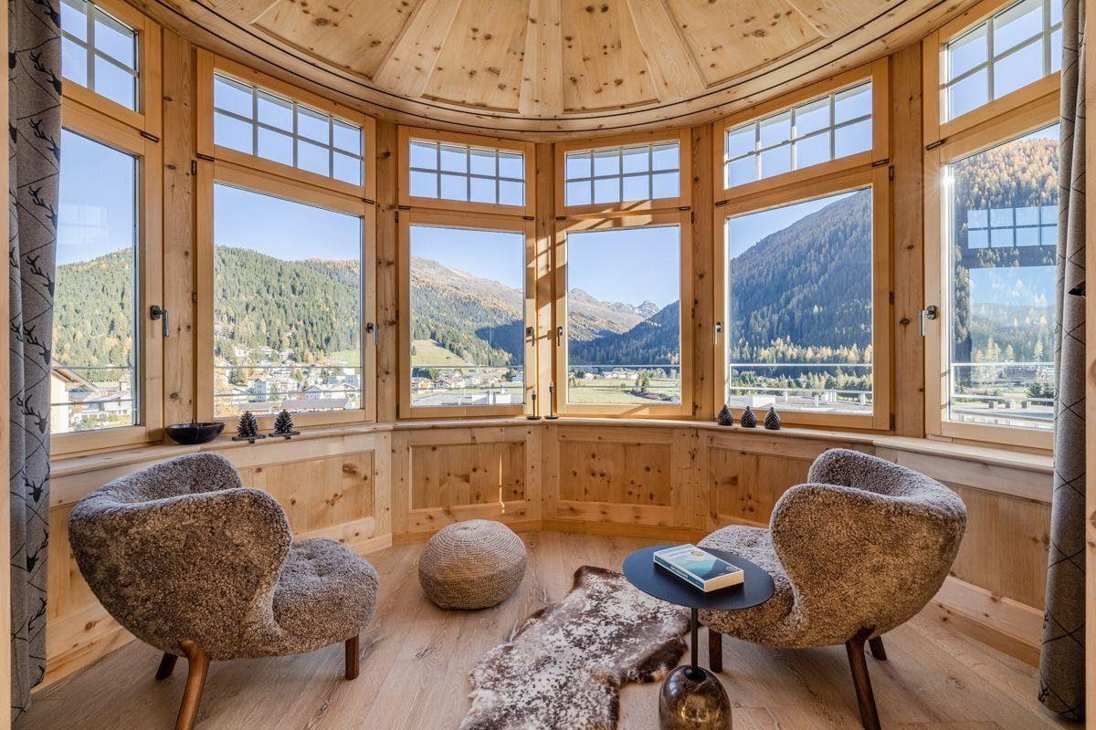 Penthouse Promenade